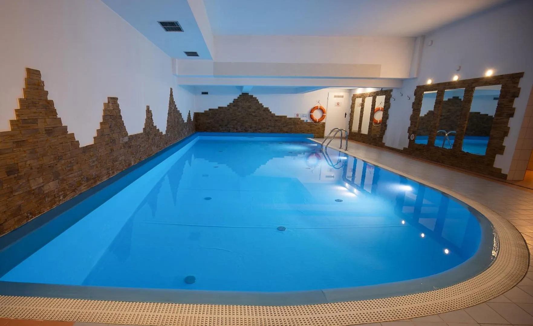 Visitzakopane - Radowid Loft Spa Apartment Zakopane
